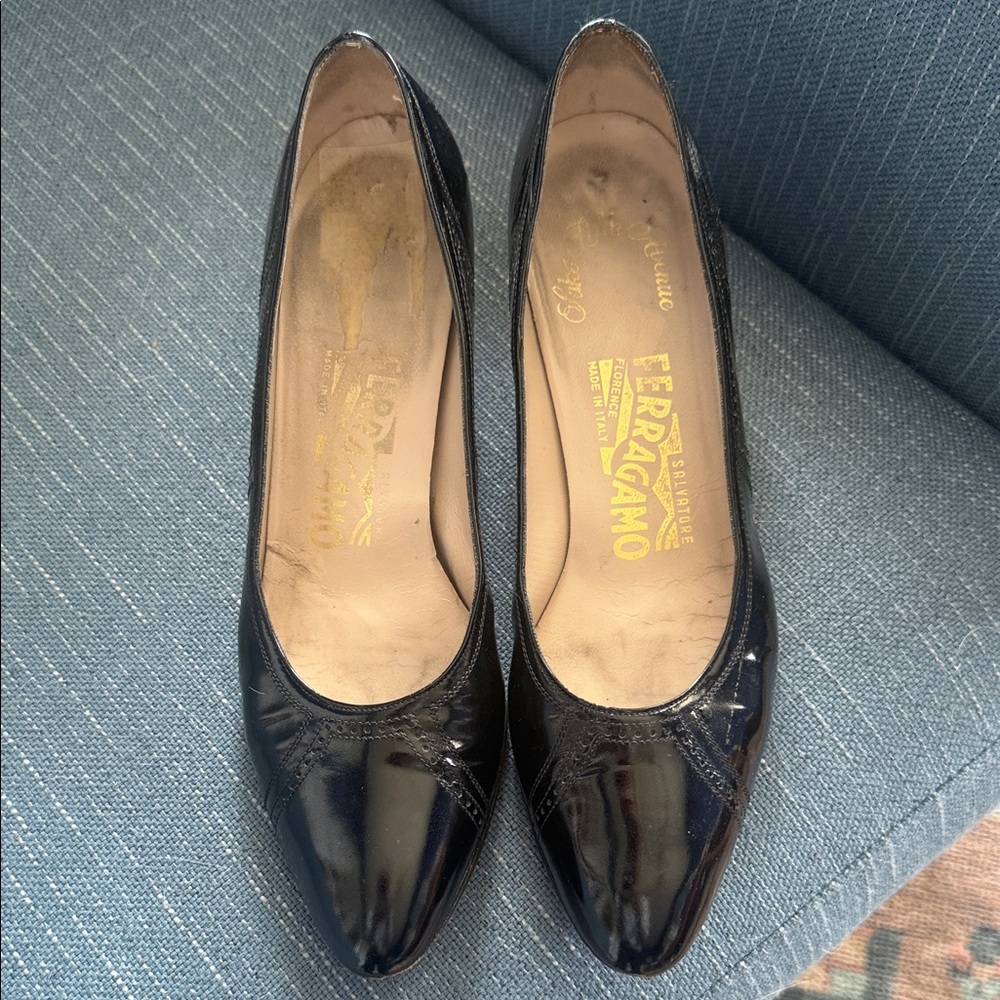 Salvatore Ferragamo Women's Black Patent Leather Flats